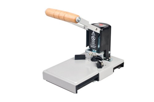 ZAOKRĄGLACZ NAROŻNIKÓW O.CORNER CUTTER+ .JPEG